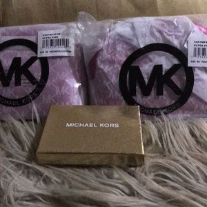 2 MK POUCHES & 1card holder Ulta Pink $240 BNWT